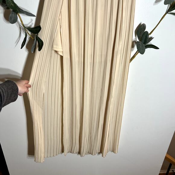 NWT Lush Cream Pleated Maxi Skirt LAST CALL - Picture 2 of 7
